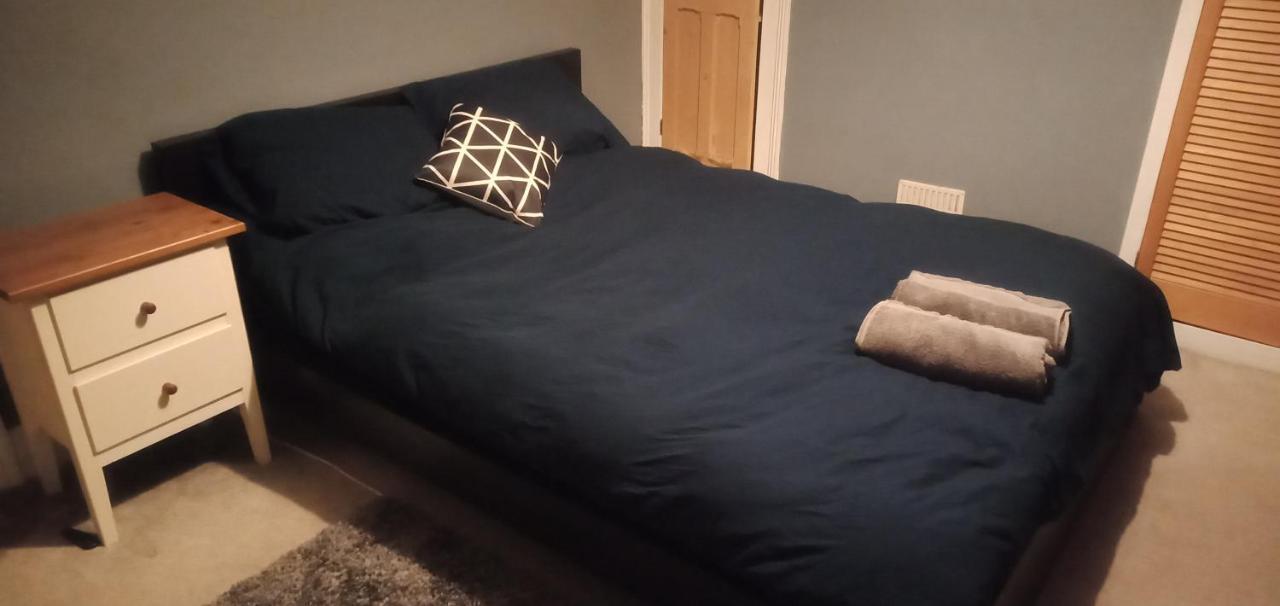 Fernleigh Homestay Бристол Екстериор снимка